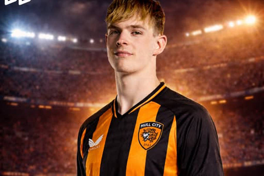 曼联滕哈格爱徒获报价，新帅定其去留！巴萨通知拉什福德将3500万买断